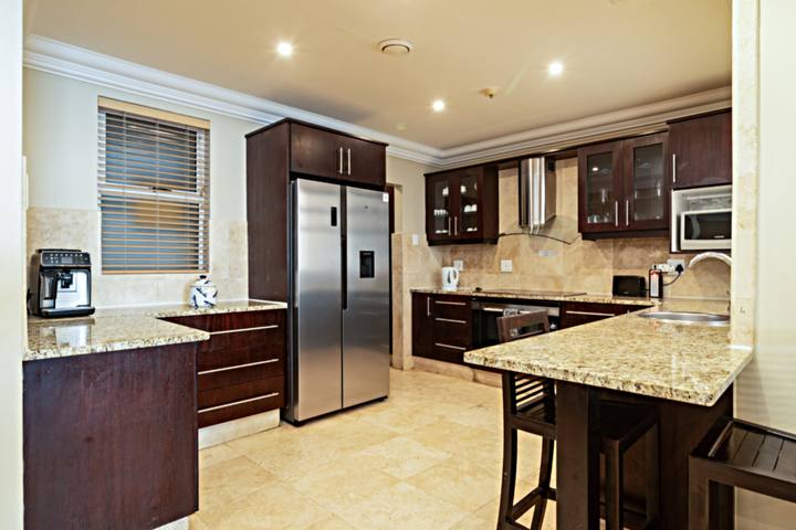 Ballito Manor Beach 405 Kitchen
